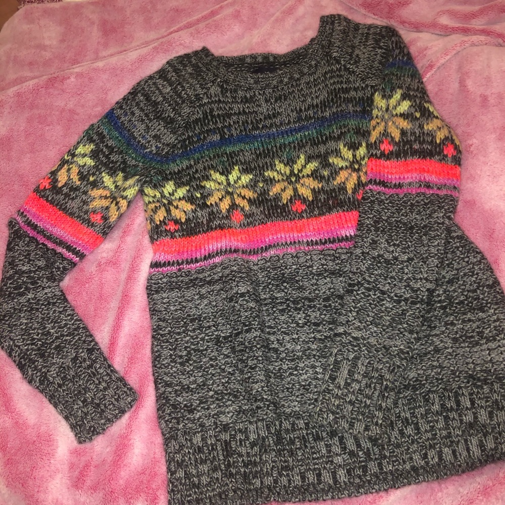 American Eagle sweater